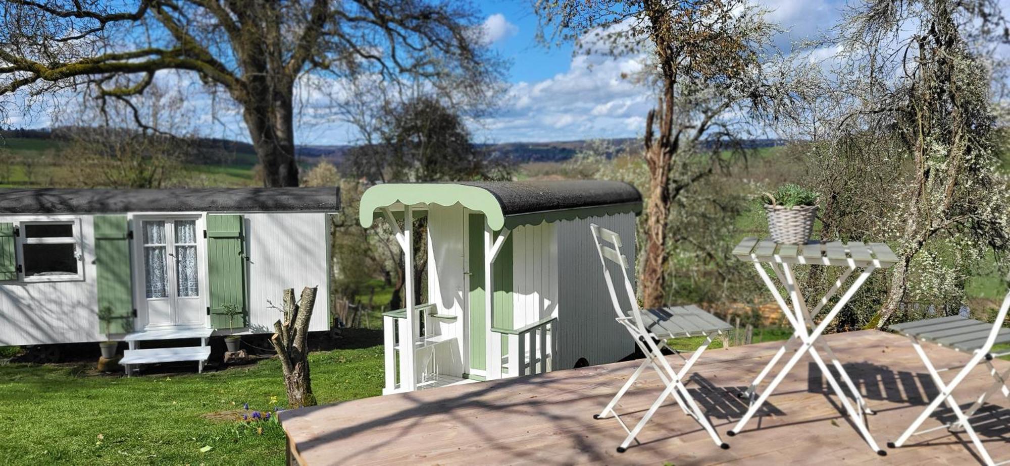 Camping Petit A Petit - Gypsy Wagons And Bell Tents In The Bourgogne Saisy